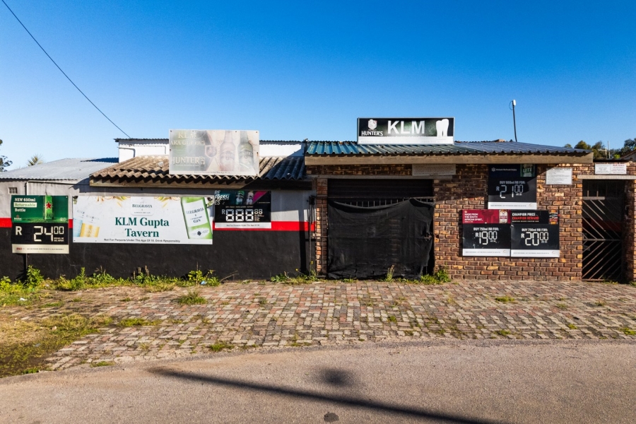 Commercial Property for Sale in New Horizons Western Cape